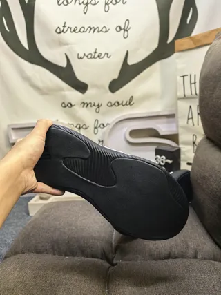 Adidas Yeezy Slide White Black Lifestyle Sneakers 24