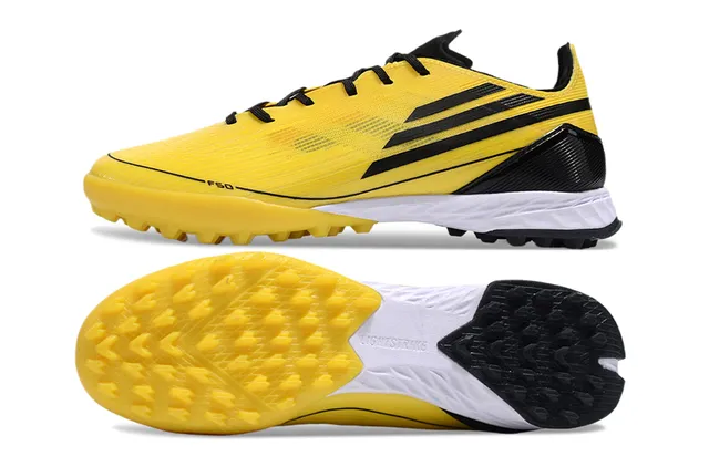 Adidas Jaune Noir Low-Cut Synthétique Haut Texturé Tricoté à côtes Gazon Chaussures de football 6