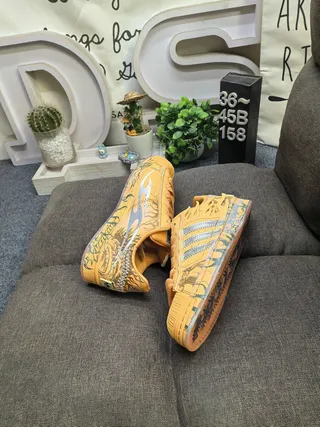 Adidas Yellow Black Low-Top Graphic-Printed Lifestyle Sneakers 6