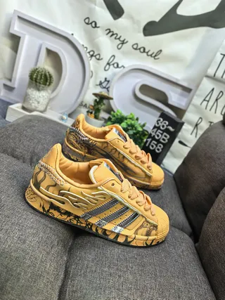 Adidas Yellow Black Low-Top Graphic-Printed Lifestyle Sneakers 9