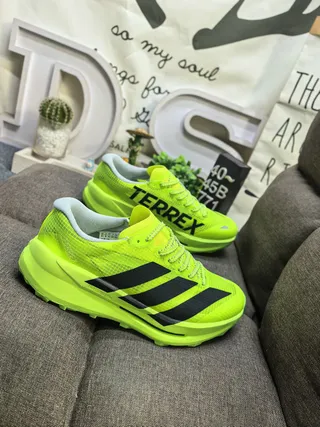 Adidas Jaune Noir Néon Maille Supérieure Trois Rayures Marque Chaussures de Course 9