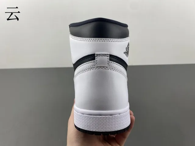 Air Jordan 1 Black and White Leather Basketball Shoes 7