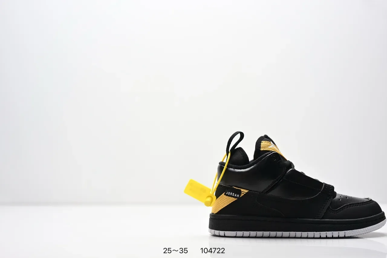 Zapatillas lifestyle con correa Air Jordan 1 negro blanco amarillo 15
