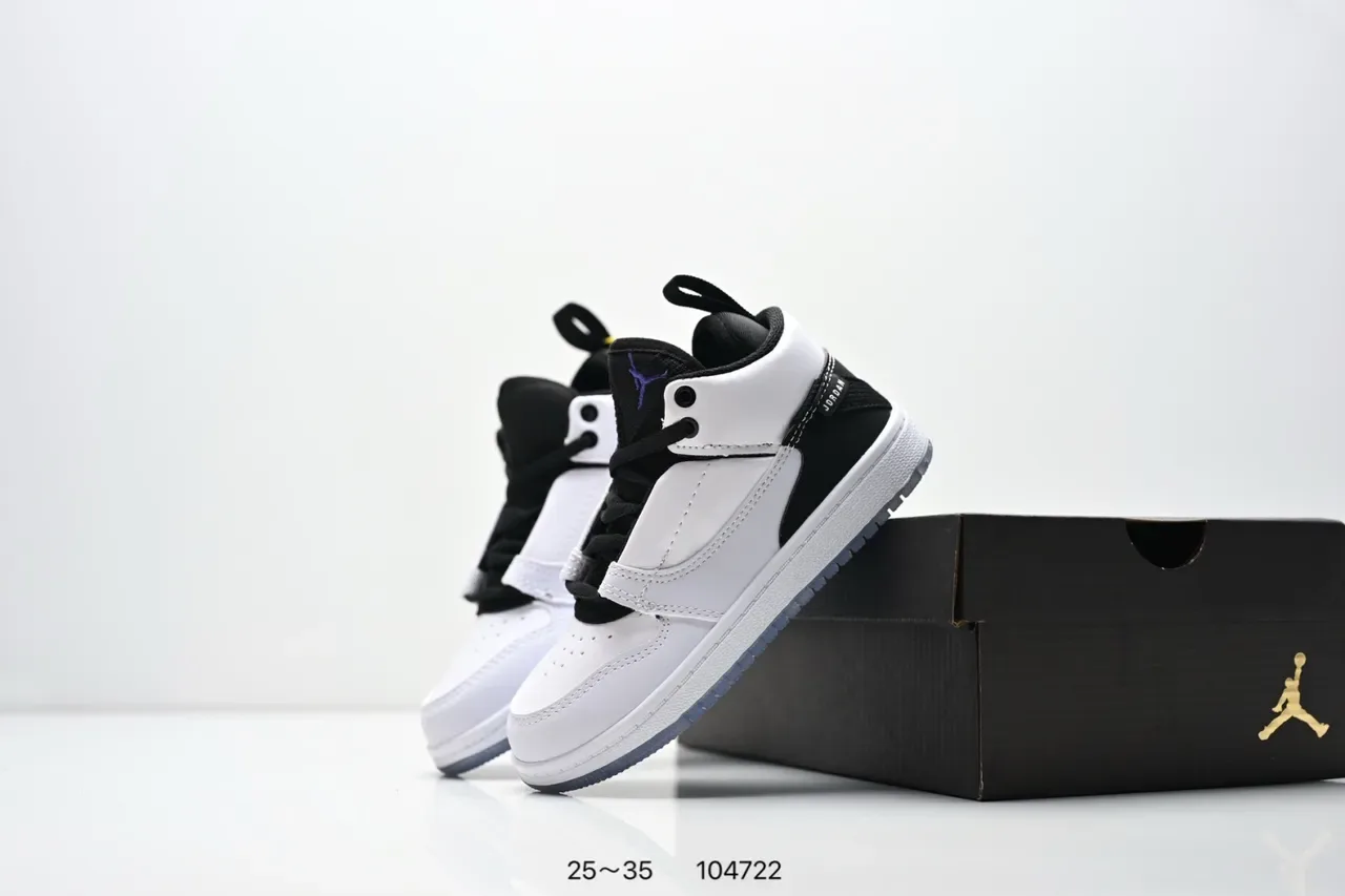 Zapatillas lifestyle con correa Air Jordan 1 negro blanco amarillo 21