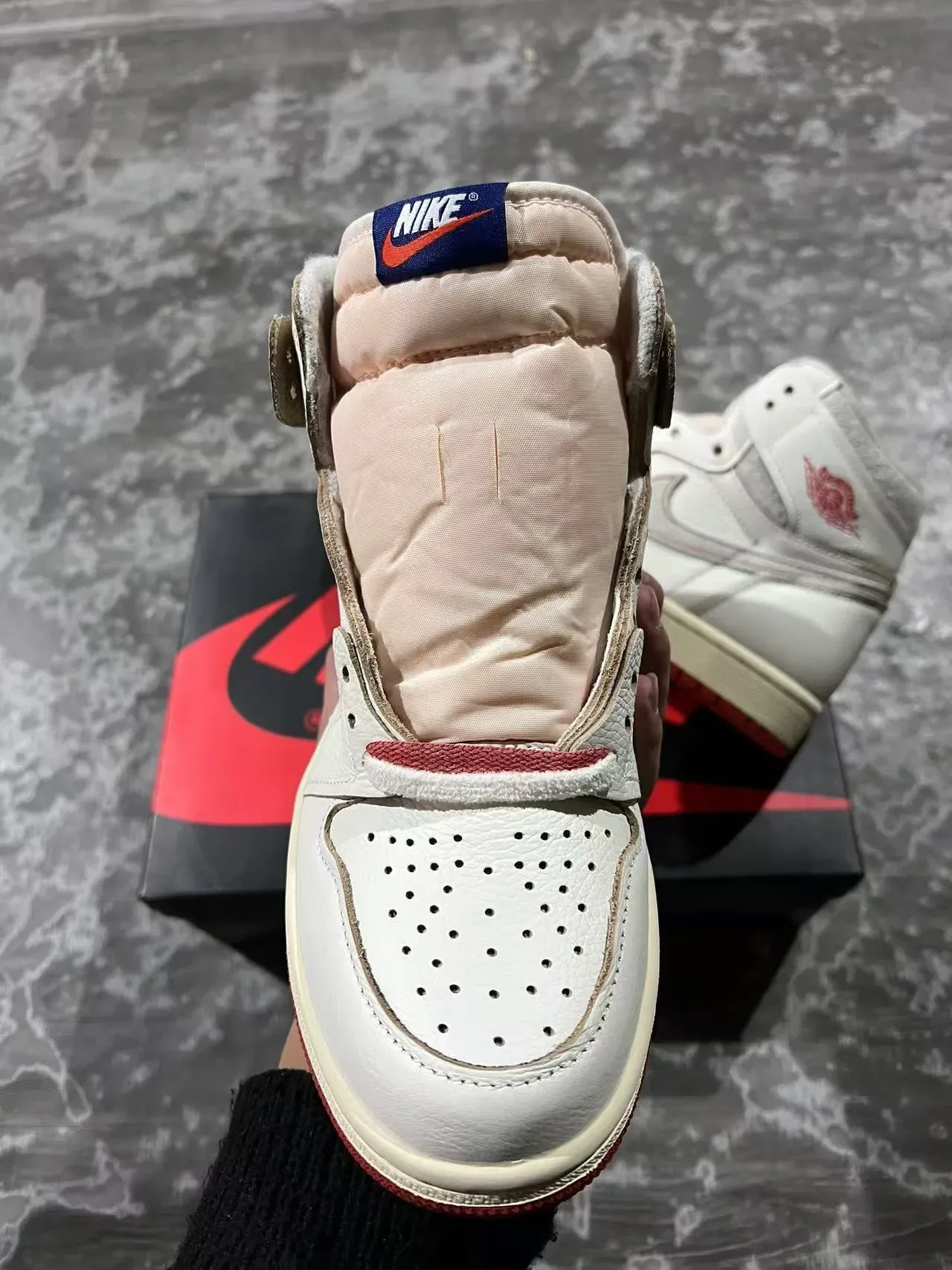 Air Jordan 1 High Off-White et Rouge Chaussures de Basketball en Cuir 3
