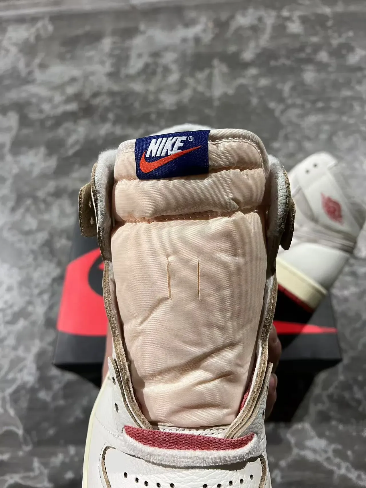 Air Jordan 1 High Off-White et Rouge Chaussures de Basketball en Cuir 4