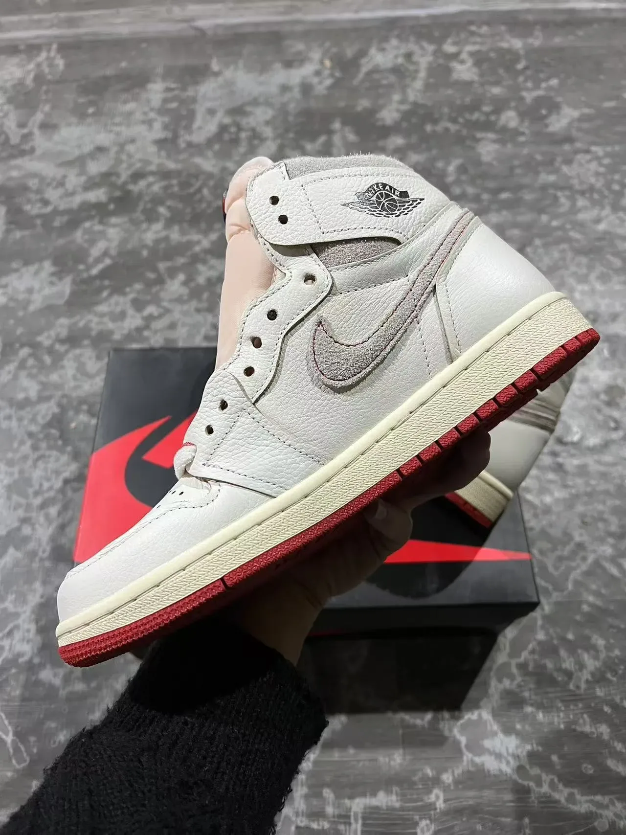 Air Jordan 1 High Off-White et Rouge Chaussures de Basketball en Cuir 5