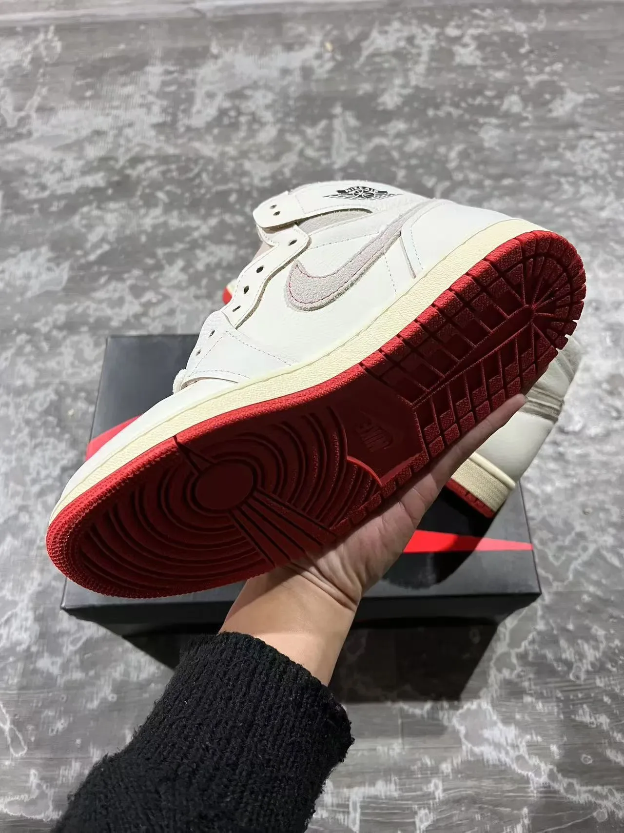 Air Jordan 1 High Off-White et Rouge Chaussures de Basketball en Cuir 6