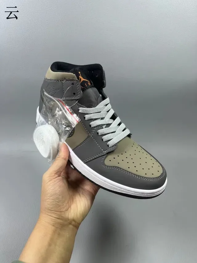 Air Jordan 1 High Olive Gray White أحذية كرة السلة 2