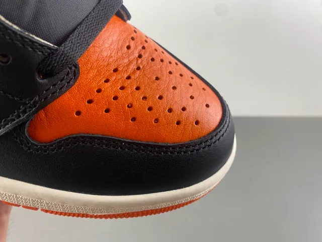 Air Jordan 1 High Orange Black White Basketball Shoes 2