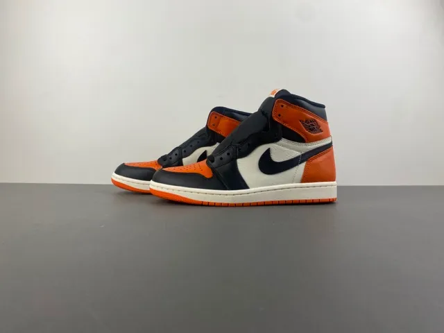 Air Jordan 1 High Orange Black White Basketball Shoes 9