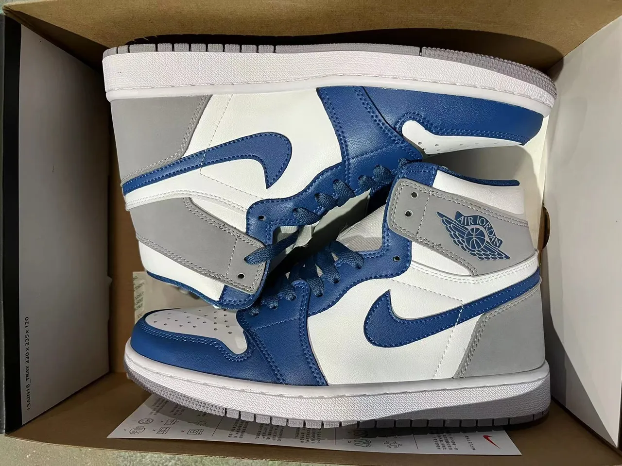 Air Jordan 1 High White Navy Gray Basketball Shoes 5