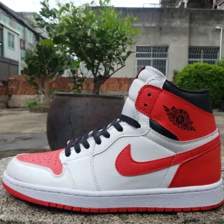 Air Jordan 1 High White Red Black Basketball Shoes