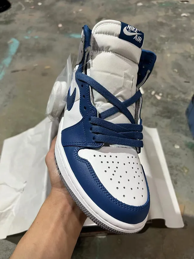 Air Jordan 1 High White Royal Blue Gray Basketball Shoes 2