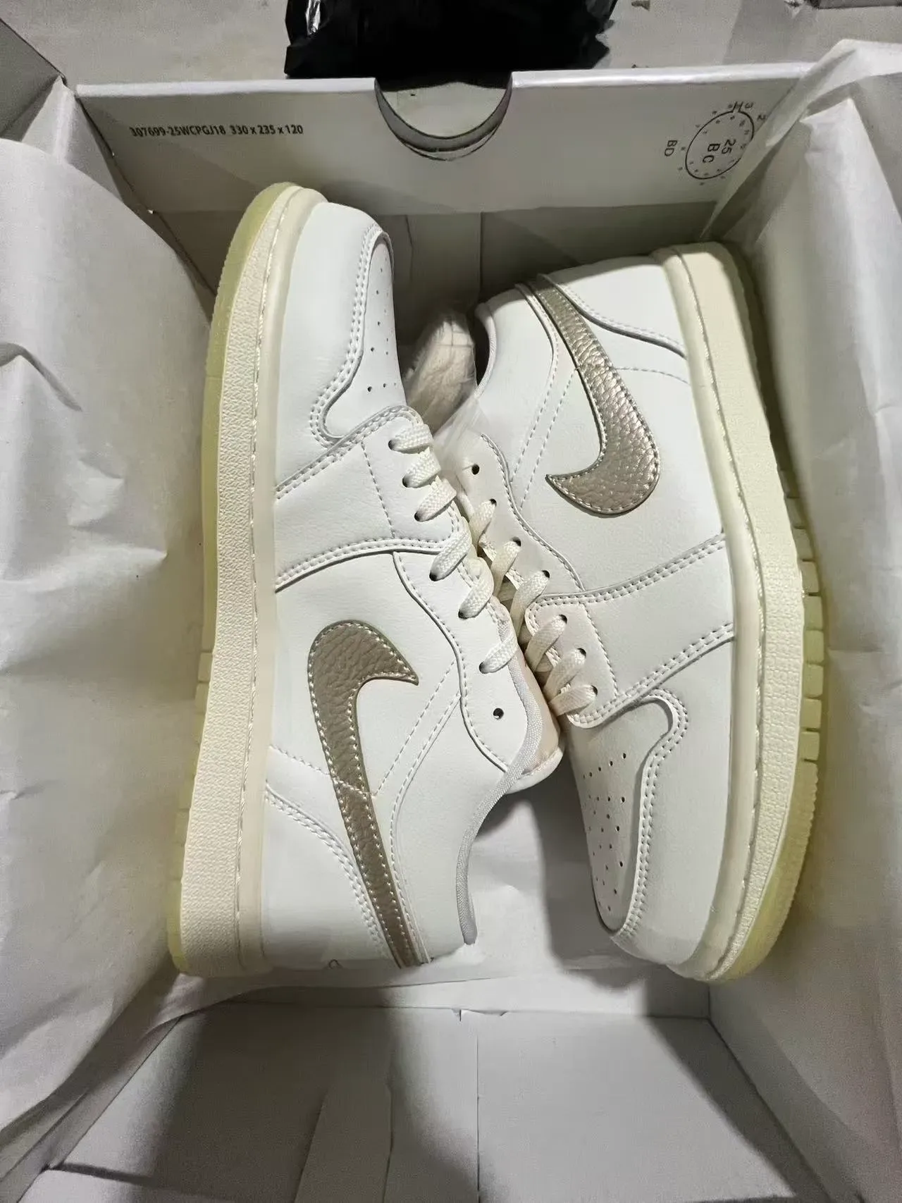 Air Jordan 1 Low White Metallic Silver Gold Lifestyle Sneakers 9