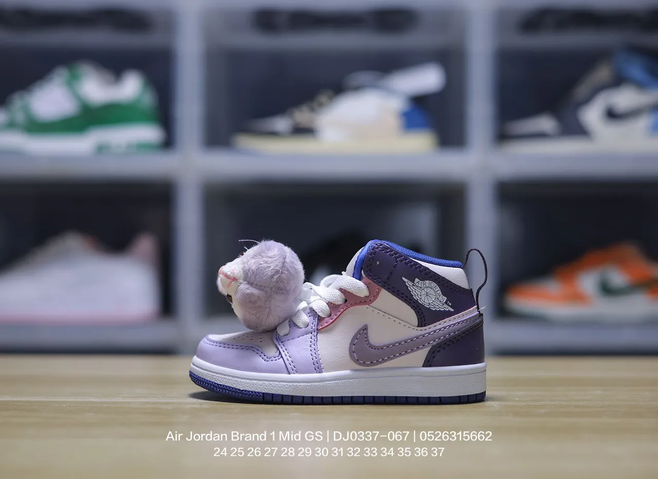 Air Jordan 1 Mid GS Pink White Basketball Shoes 7