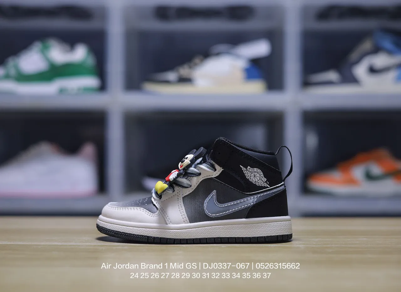 Air Jordan 1 Mid GS Pink White Basketball Shoes 9