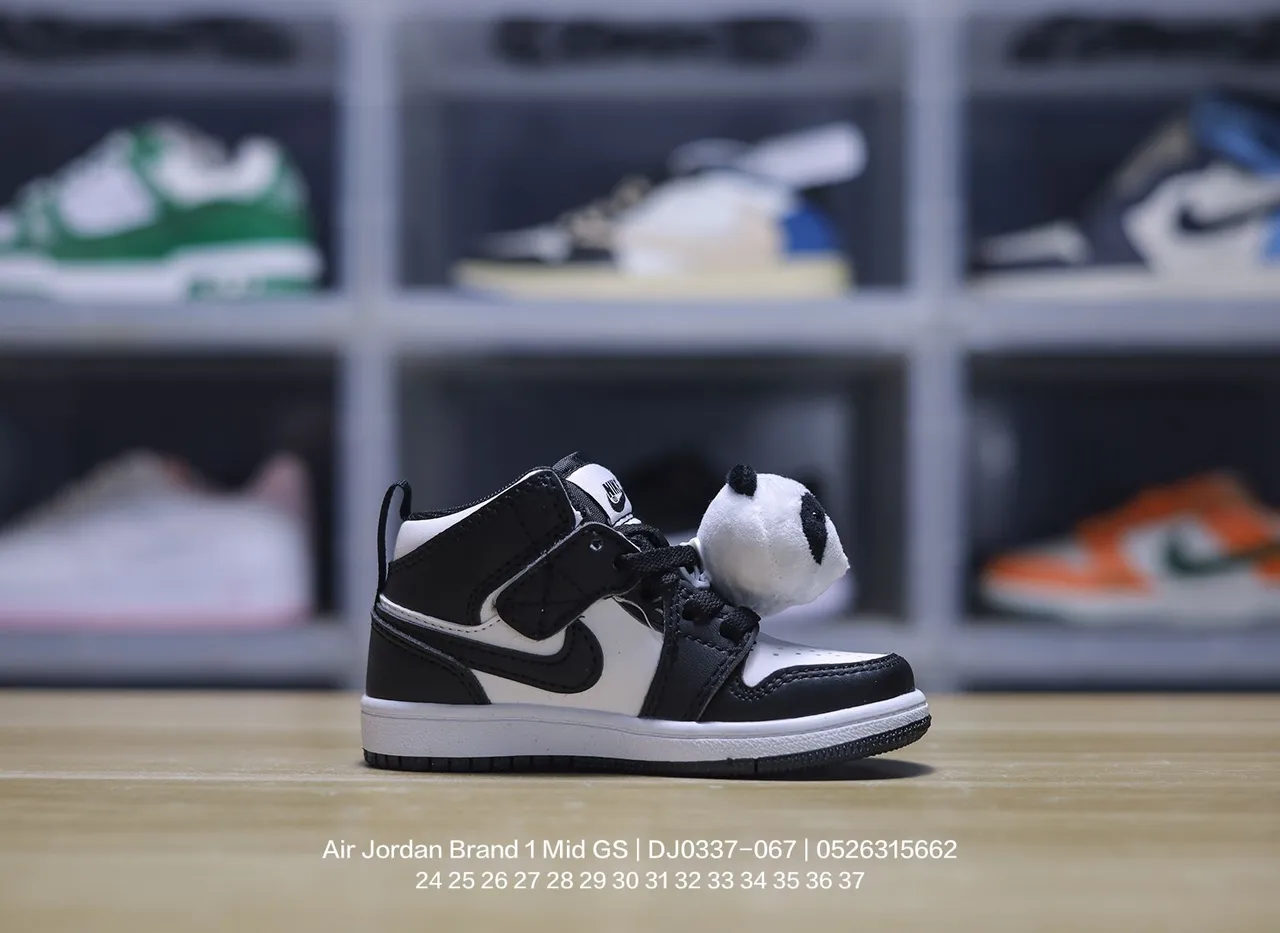 Air Jordan 1 Mid GS Pink White Basketball Shoes 12