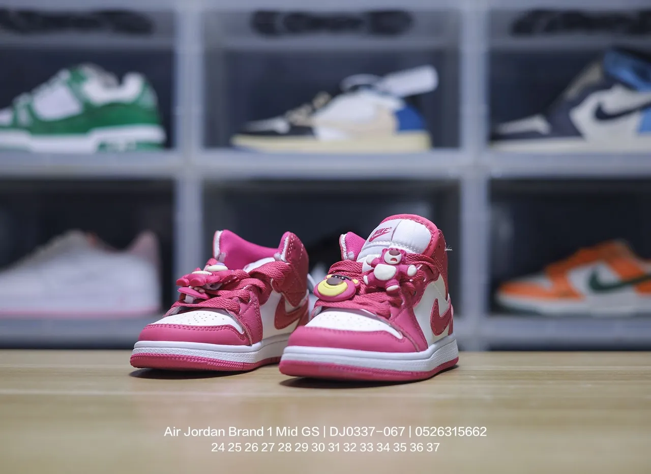 Air Jordan 1 Mid GS Pink White Basketball Shoes 18