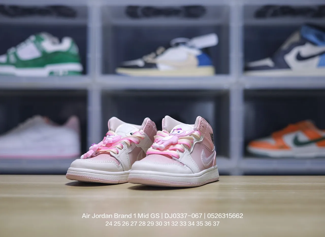 Air Jordan 1 Mid GS Pink White Basketball Shoes 24
