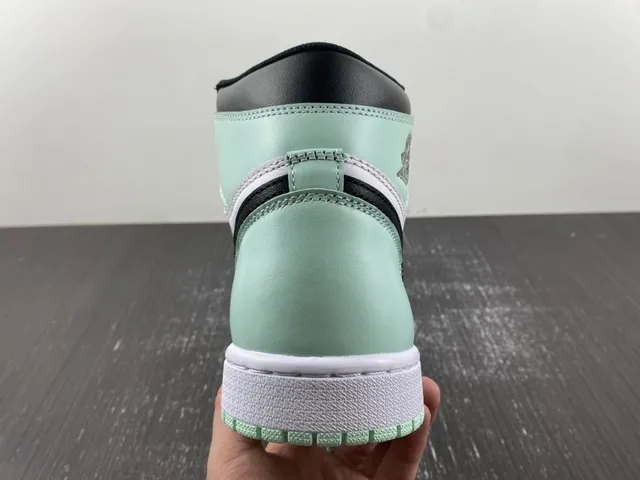 Air Jordan 1 Mint Green Black White Basketball Shoes 5