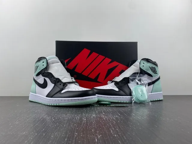 Air Jordan 1 Mint Green Black White Basketball Shoes 13
