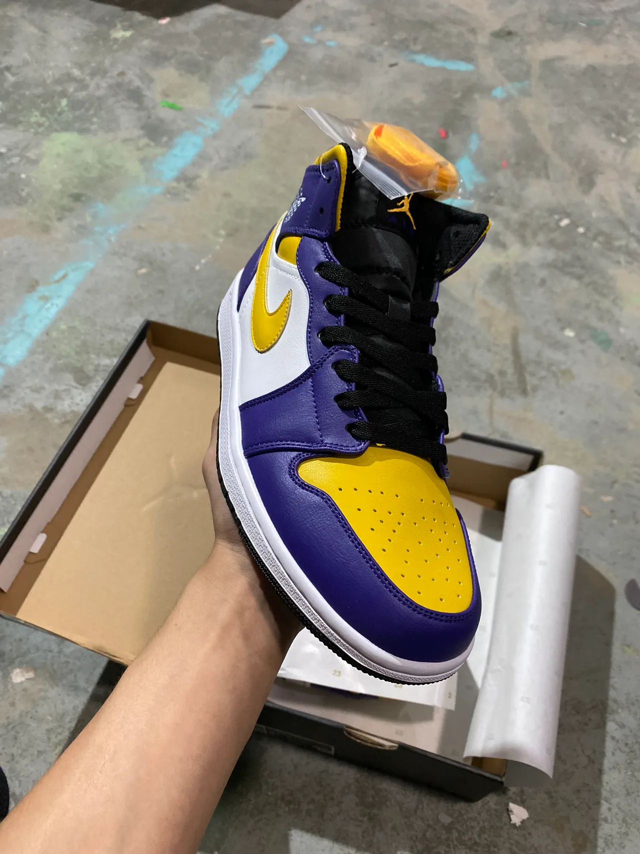Air Jordan 1 Purple Yellow White Basketball Shoes 2