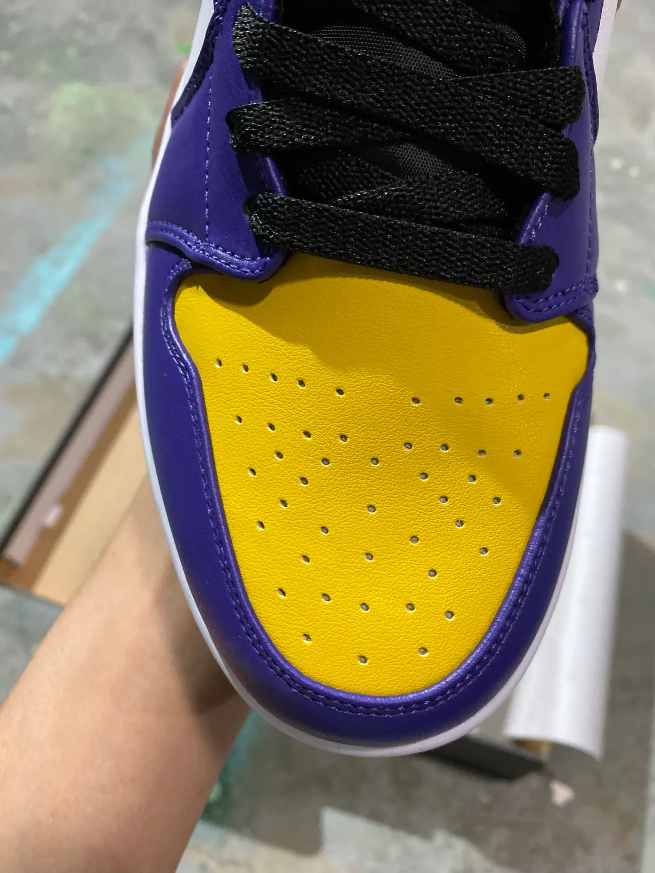 Air Jordan 1 Purple Yellow White Basketball Shoes 3