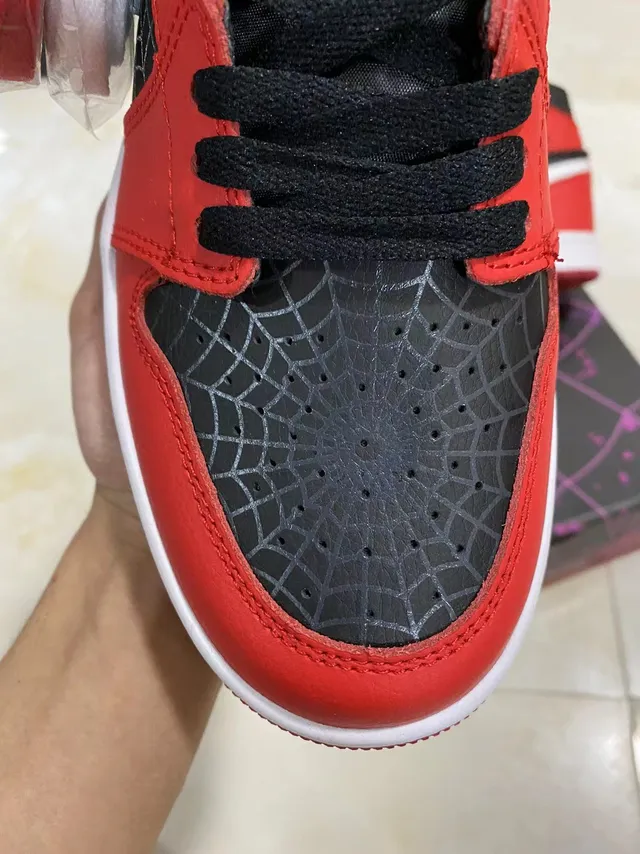 Air Jordan 1 Red Black High-Top Spiderweb-Patterned Overlays Basketball Shoes 5