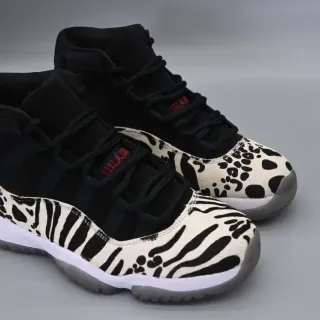 Air Jordan 11 Animal Print Negro y Blanco Zapatillas de Baloncesto