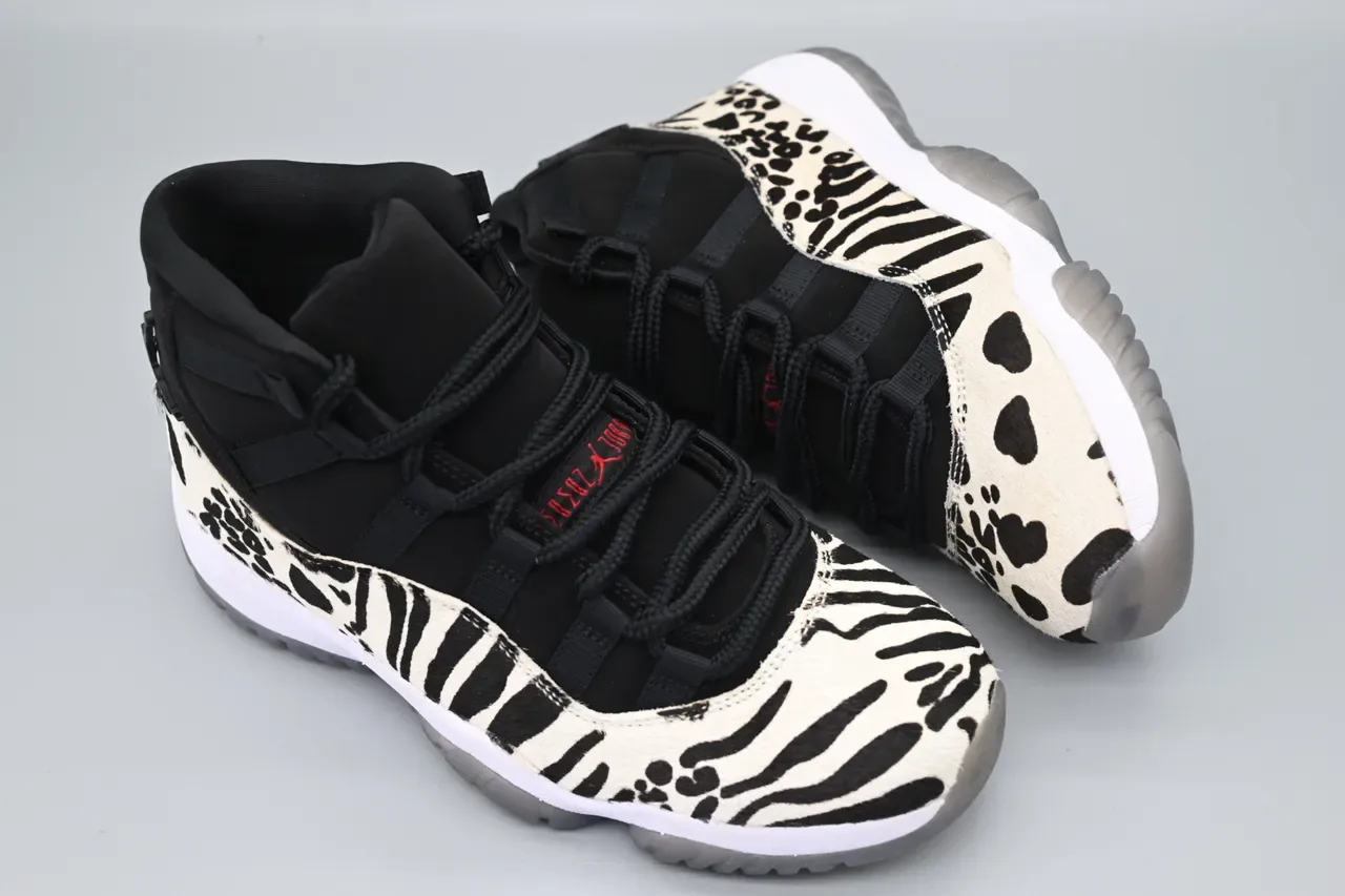 Air Jordan 11 Animal Print Preto e Branco Tênis de Basquete 3