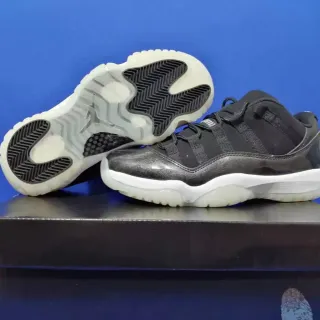 Air Jordan 11 Zapatos de Baloncesto de Cuero Patentado Negro