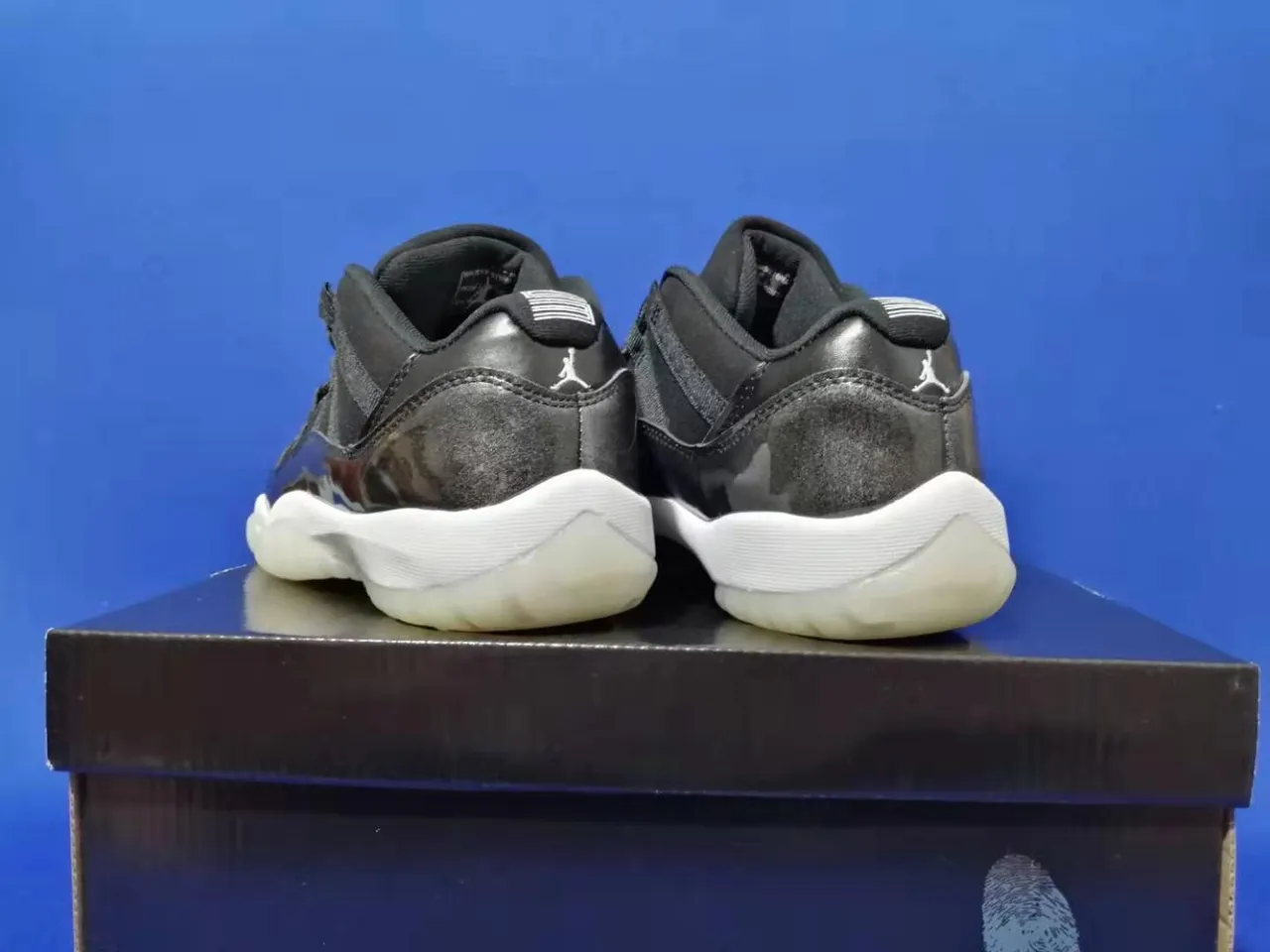 Air Jordan 11 Black Patent Leather Basketball Shoes 2