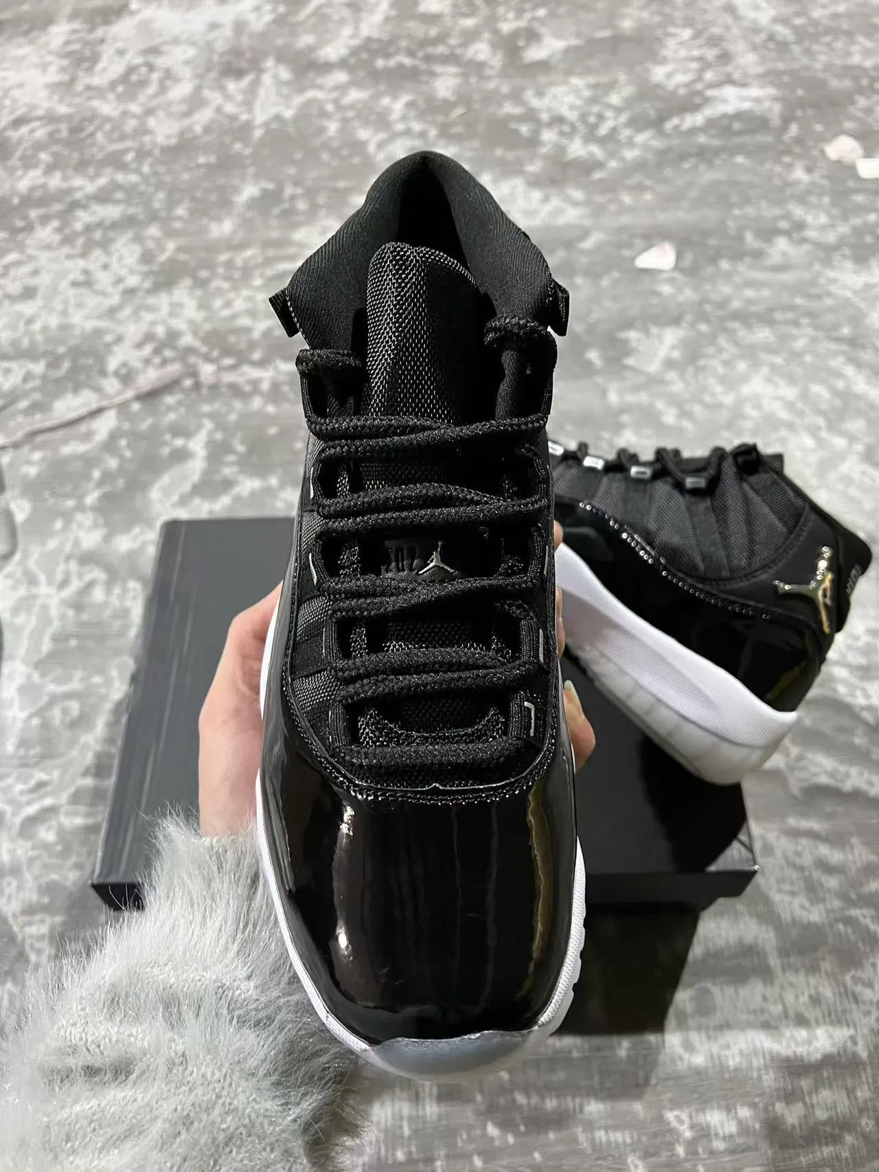 Air Jordan 11 Black Patent Leather Basketball Shoes 3