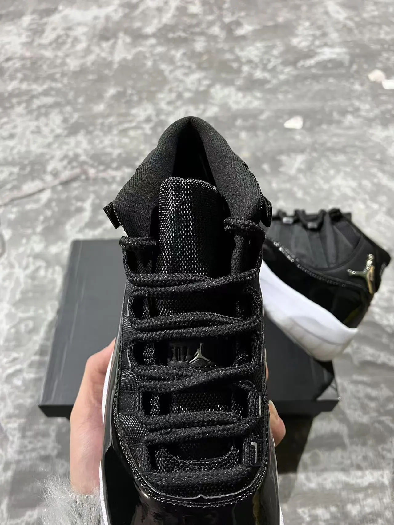 Air Jordan 11 Black Patent Leather Basketball Shoes 4