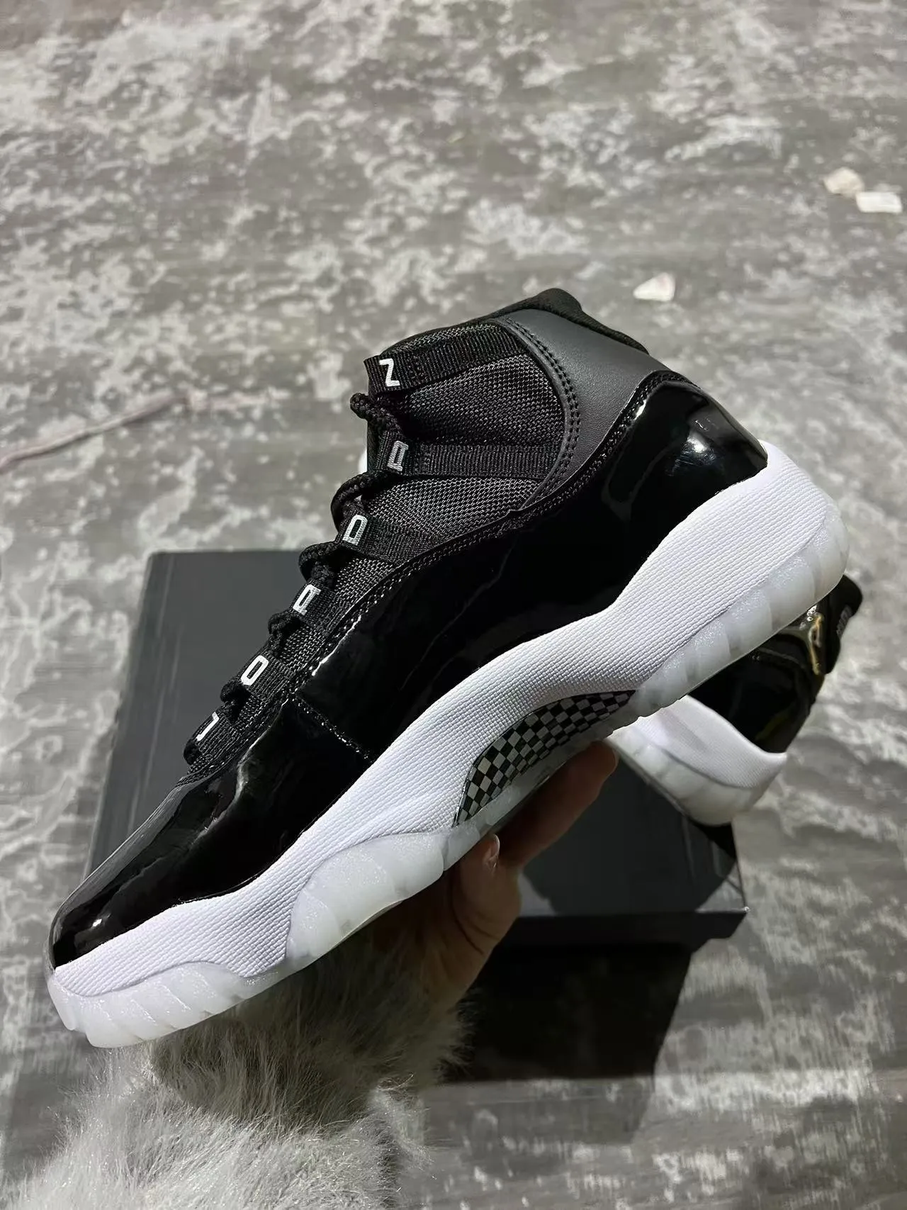 Air Jordan 11 Black Patent Leather Basketball Shoes 5