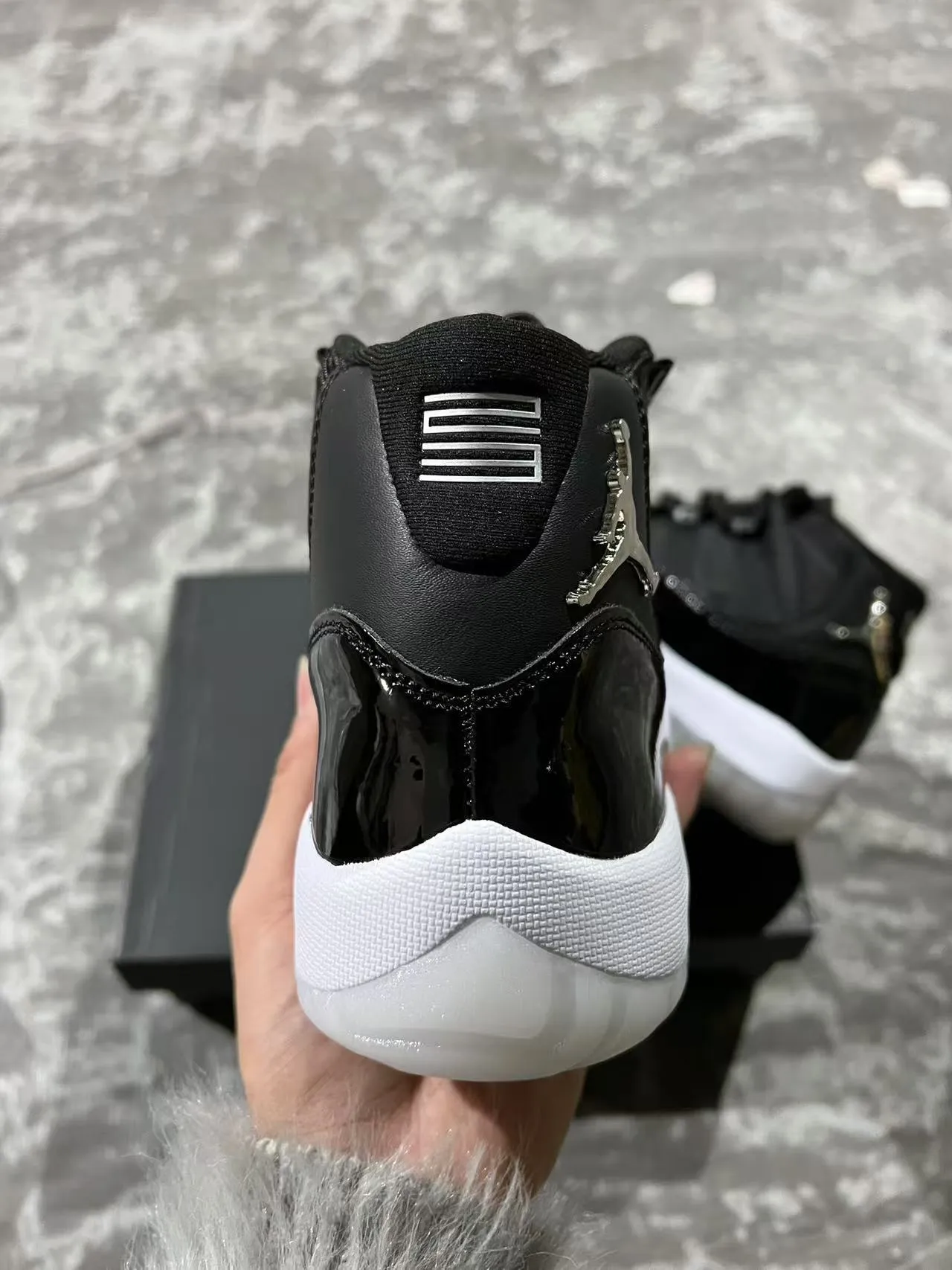 Air Jordan 11 Black Patent Leather Basketball Shoes 8