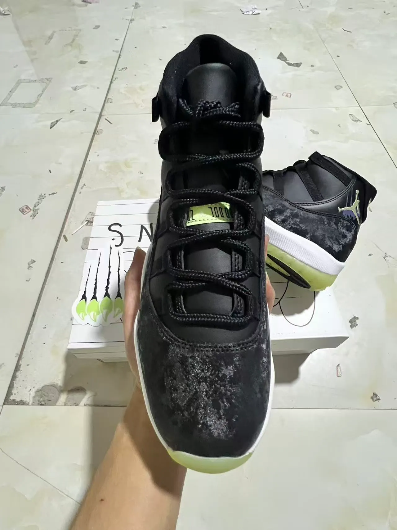Air Jordan 11 Black Yellow High-Top Distressed Upper Basketball Shoes 2