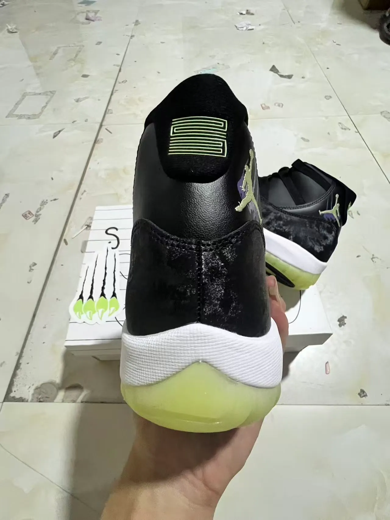 Air Jordan 11 Black Yellow High-Top Distressed Upper Basketball Shoes 10