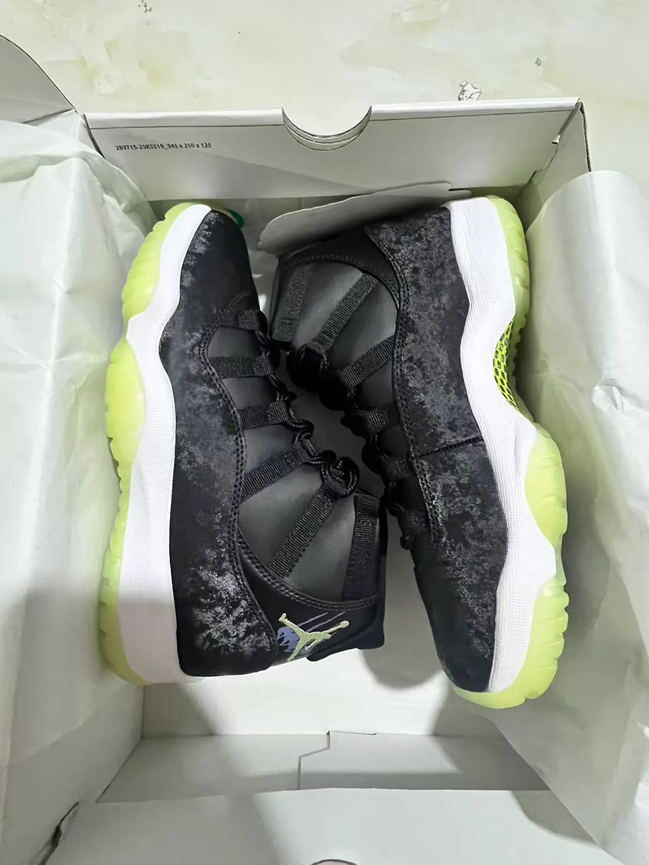 Air Jordan 11 Black Yellow High-Top Distressed Upper Basketball Shoes 6