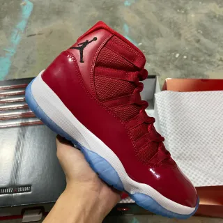 Air Jordan 11 Gym Red Patent Leather Basketball Shoes