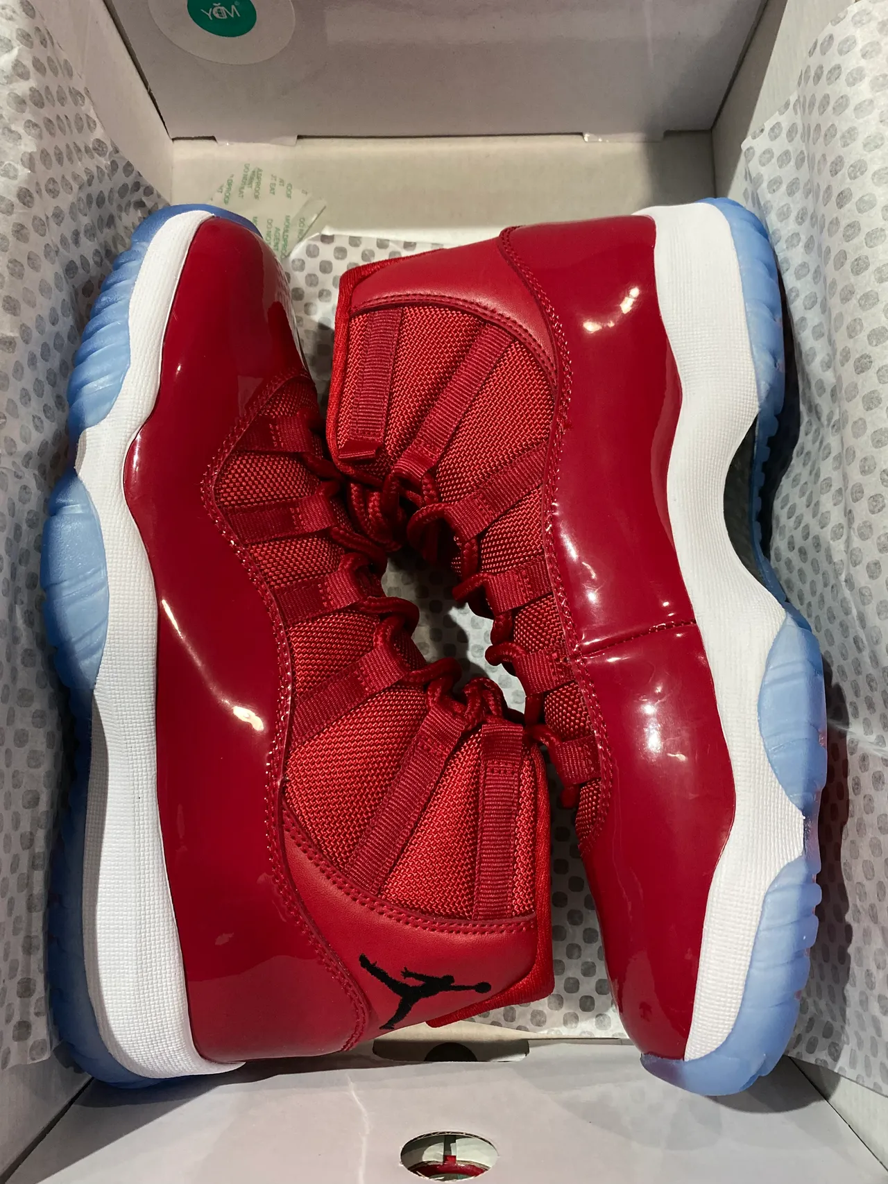 Tênis de basquete em couro envernizado Air Jordan 11 Gym Red 6