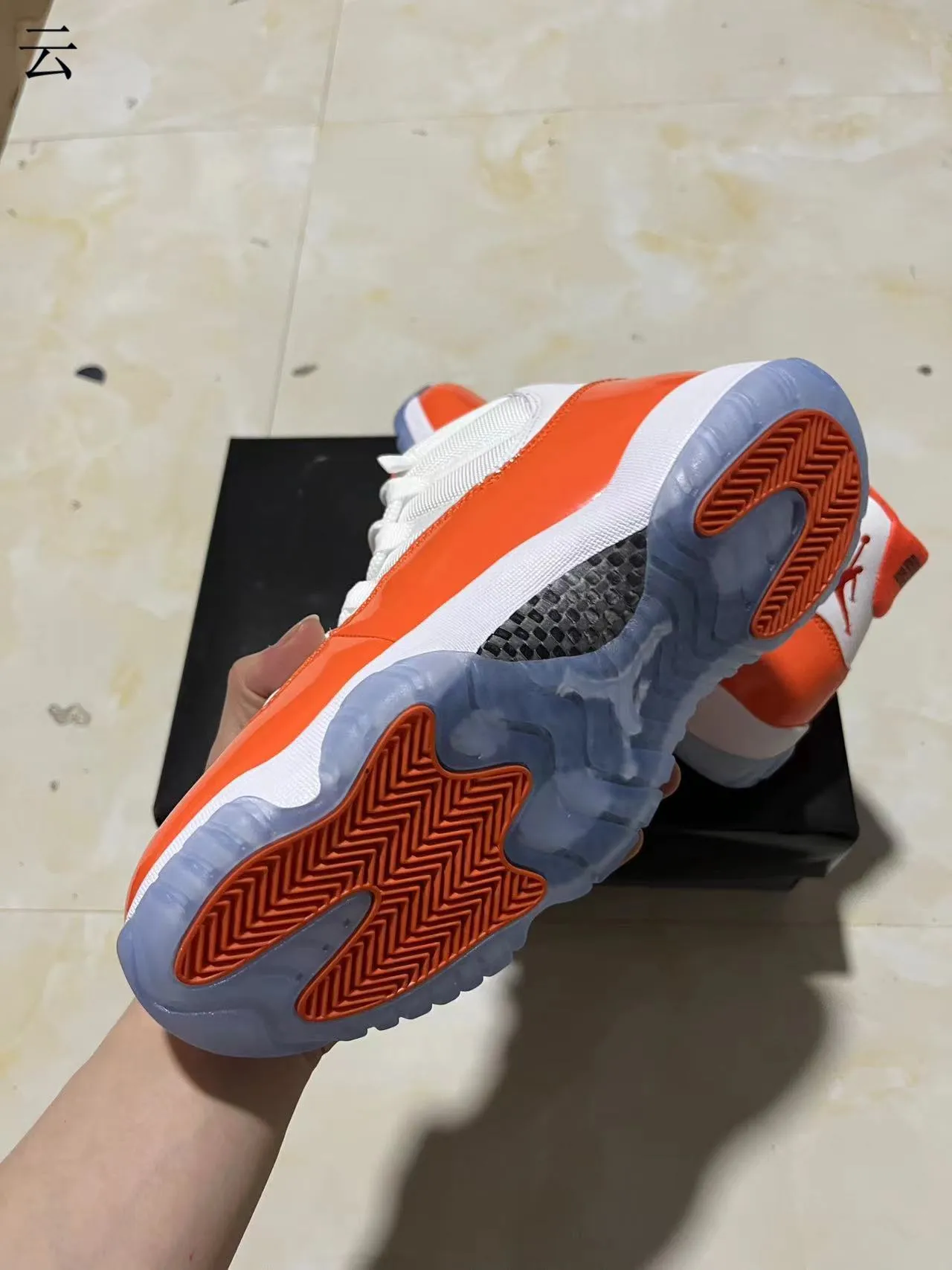Air Jordan 11 Orange Patent Leather Basketball Shoes 6