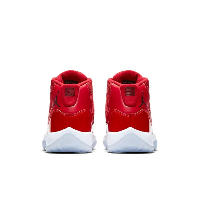 Zapatillas de baloncesto Air Jordan 11 de charol rojo 2