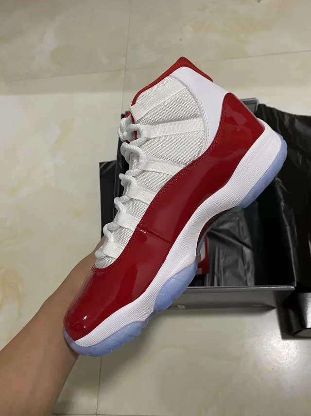 Air Jordan 11 Red White High-Top Patent Leather Mudguard Basketball Shoes 4