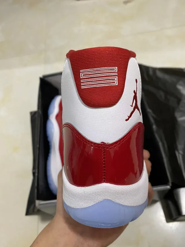 Air Jordan 11 Red White High-Top Patent Leather Mudguard Basketball Shoes 6
