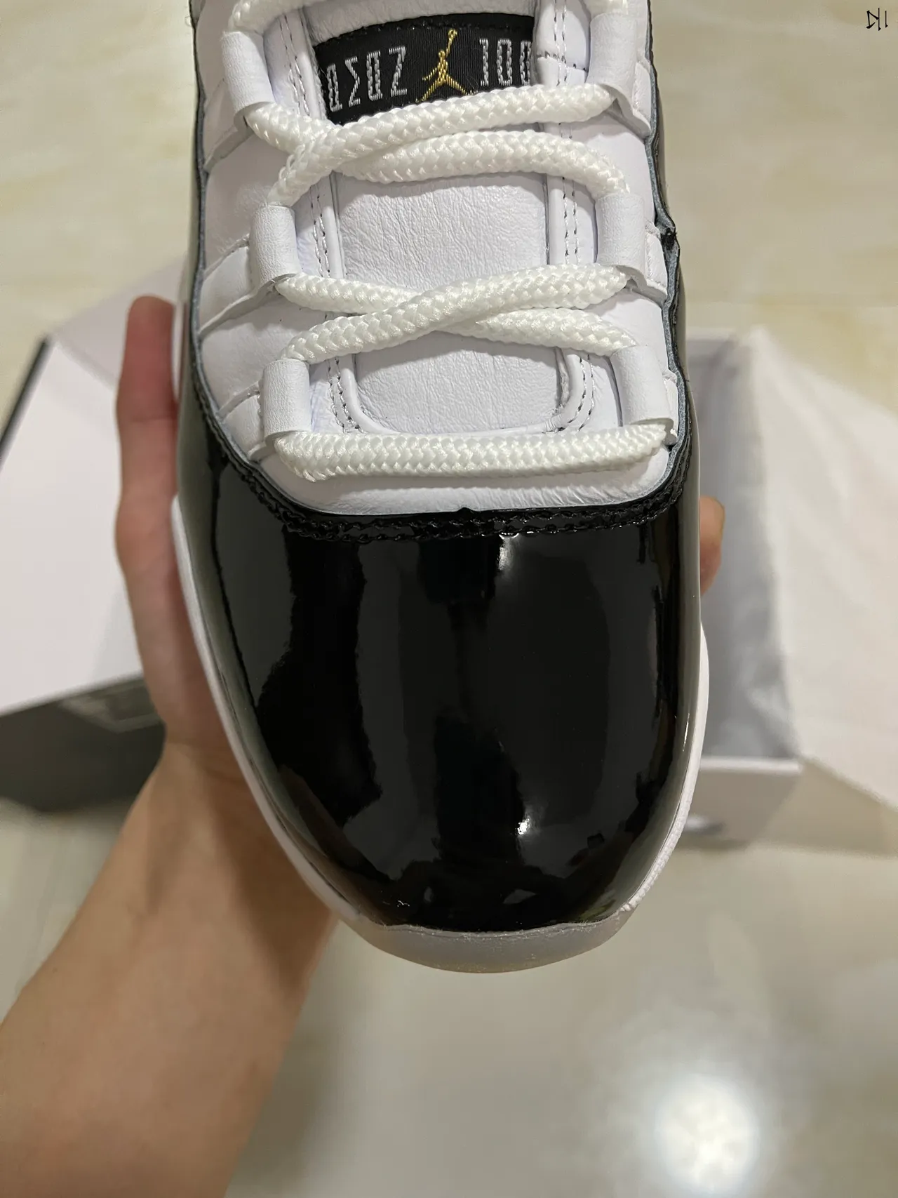 Air Jordan 11 White Black Gold Patent Leather Basketball Shoes 3
