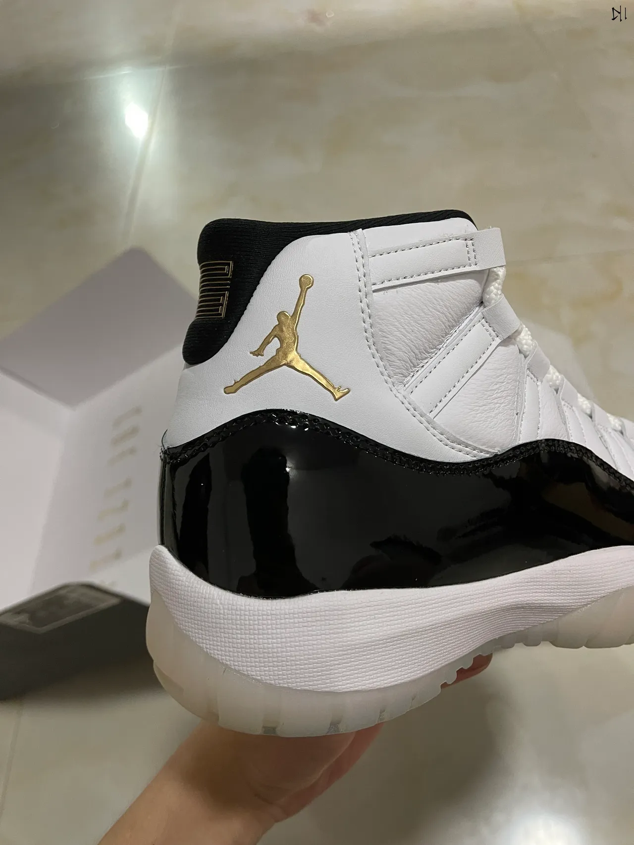 Air Jordan 11 White Black Gold Patent Leather Basketball Shoes 8