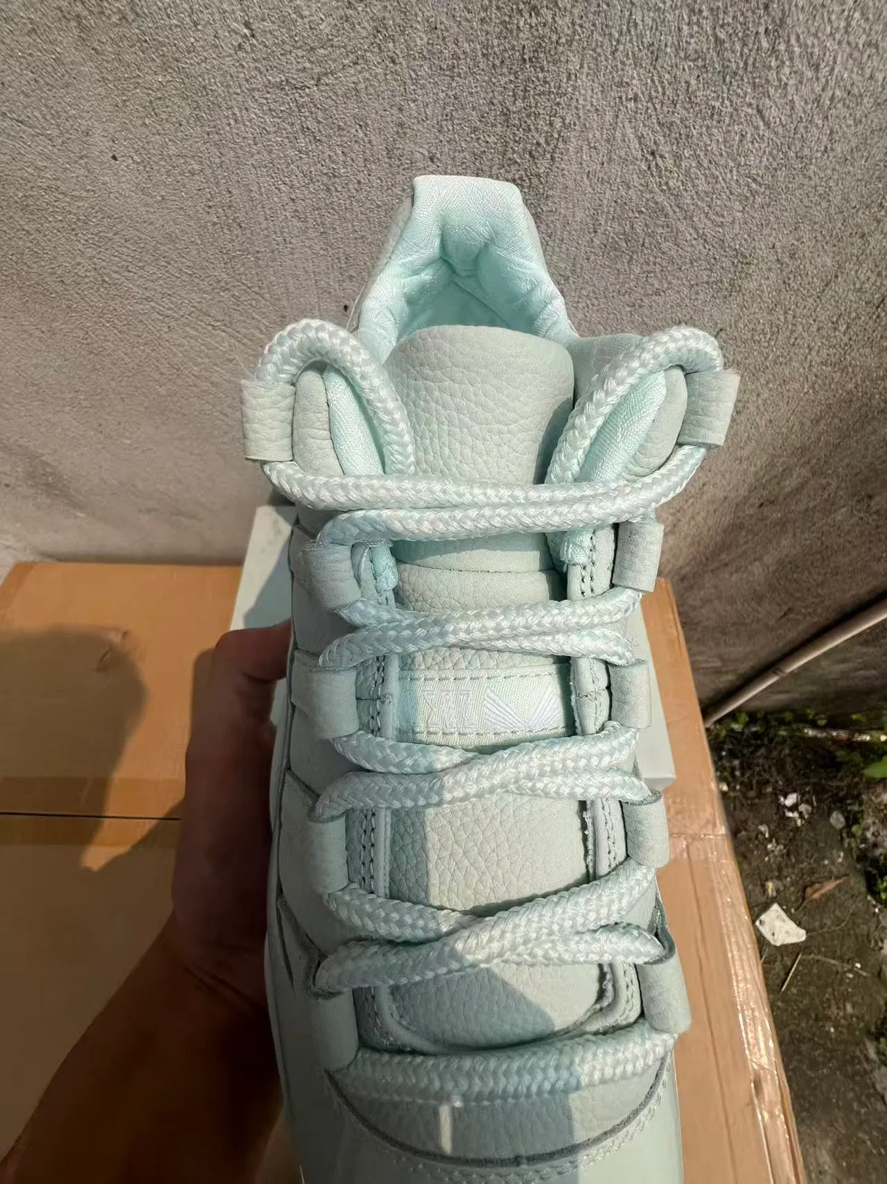 Air Jordan 11 White Mint Green Basketball Shoes 4