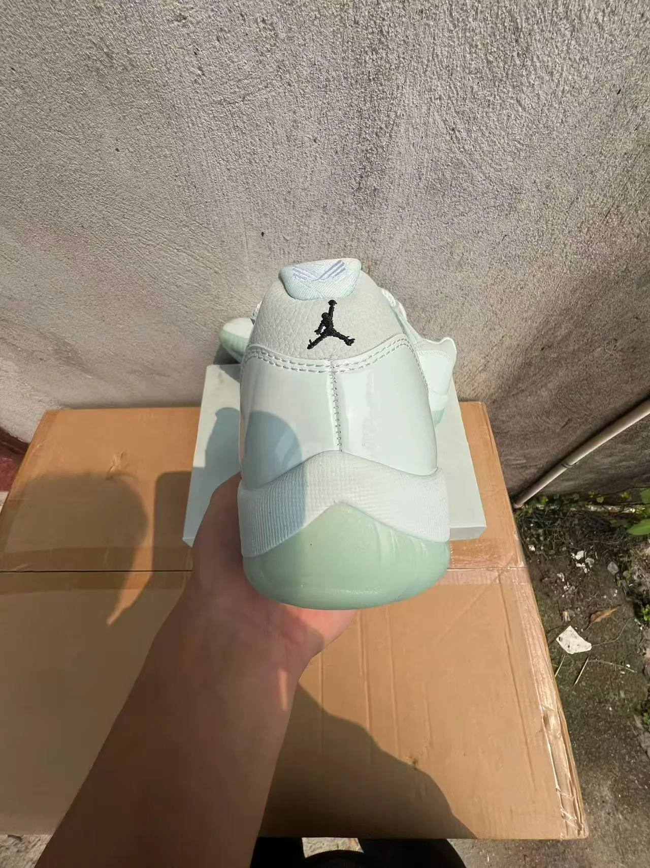 Air Jordan 11 White Mint Green Basketball Shoes 8